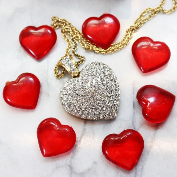 Swarovski Crystal Sparkling Heart with Gold Plating Elegant Vintage Necklace